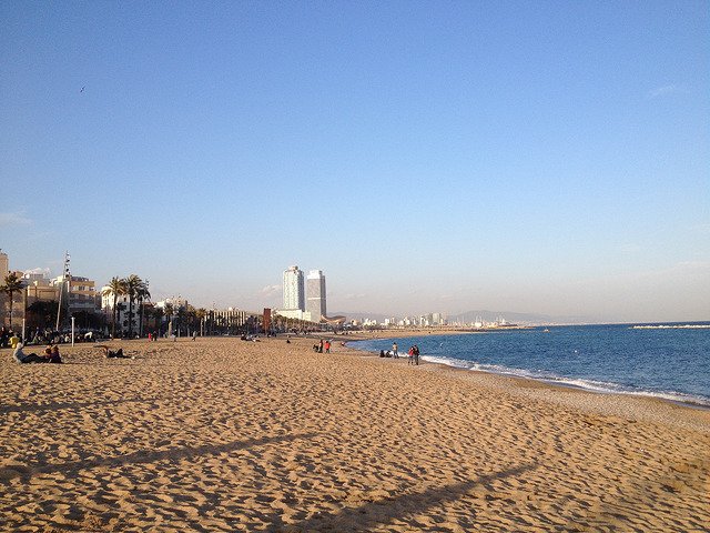 Barcelona tengerpartja télen, februárban