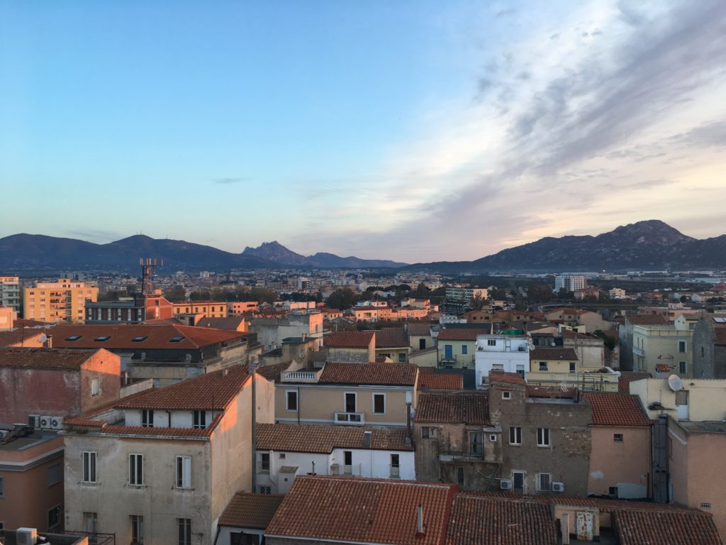 Olbia fölülről, a Hotel Panoraba tetőteraszáról