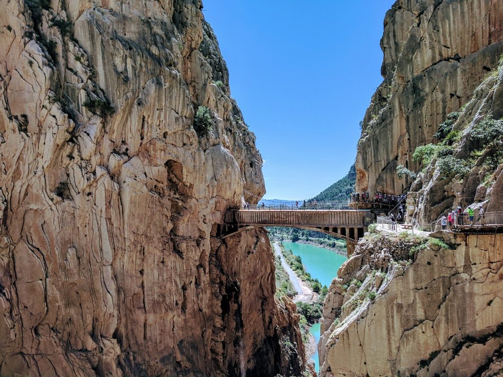 Andalúzia látnivalói közül kihagyhatatlan a Caminito del Rey. 