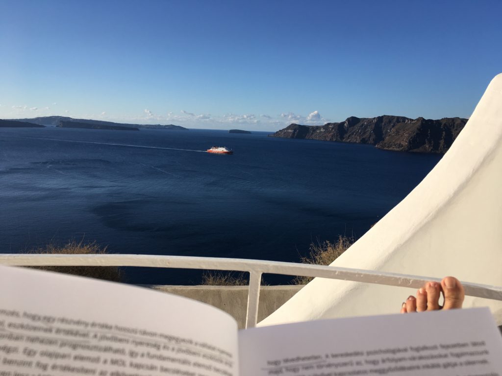 öt éve