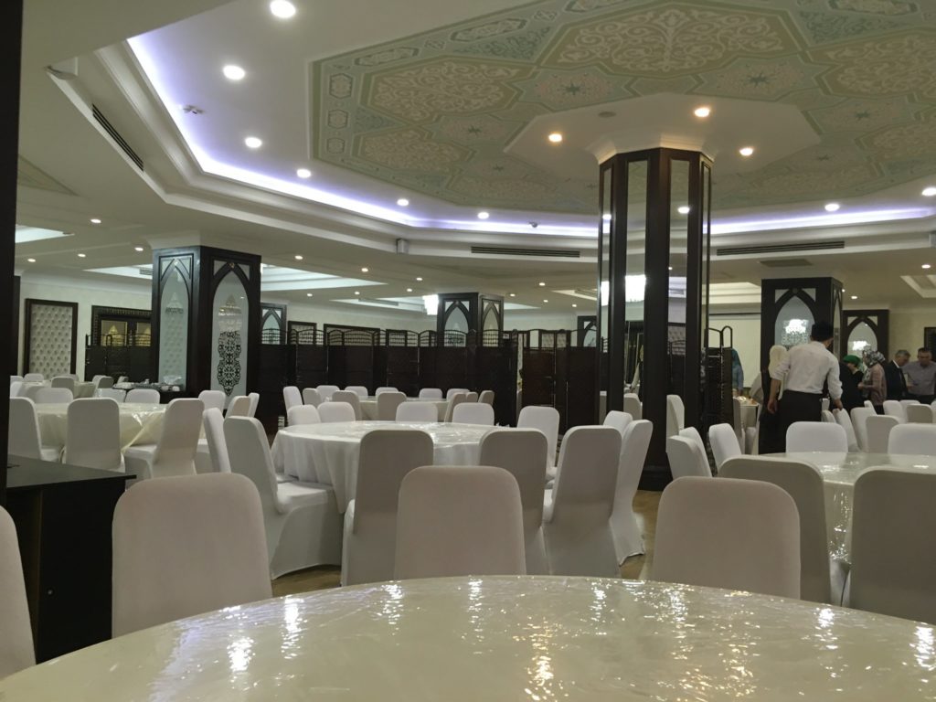 mecset étterme Nur-Szultan