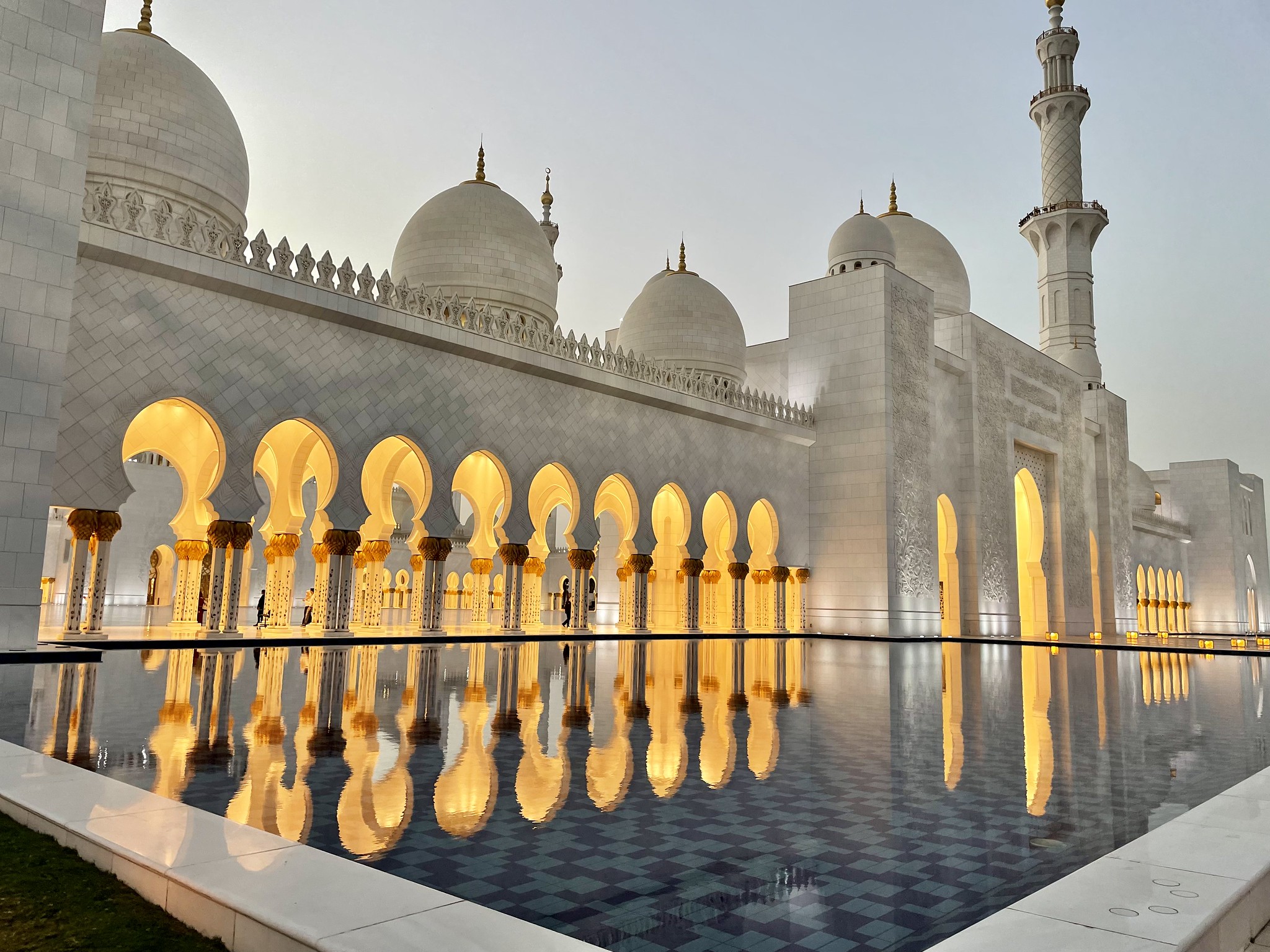 nagymecset, Abu dhabi és dubai látnivalók