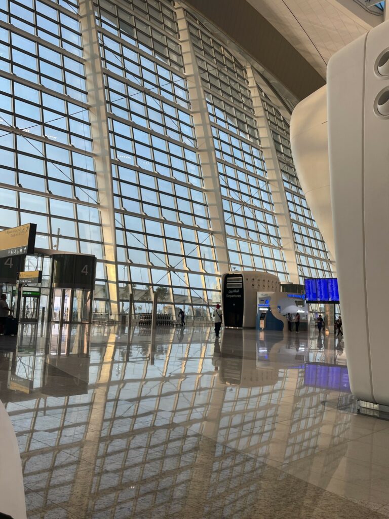 Abu-Dhabi új reptere