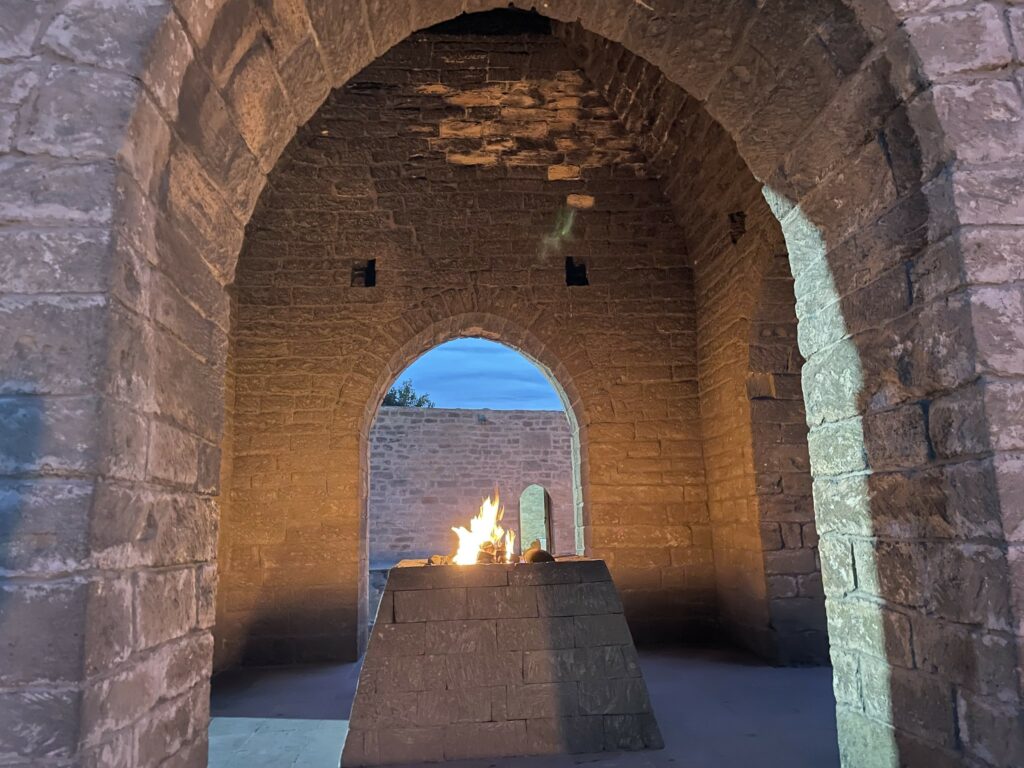zoroasztriánus vallás szent helye Bakuban