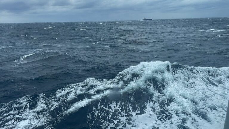 Norvégia felé a tengeren