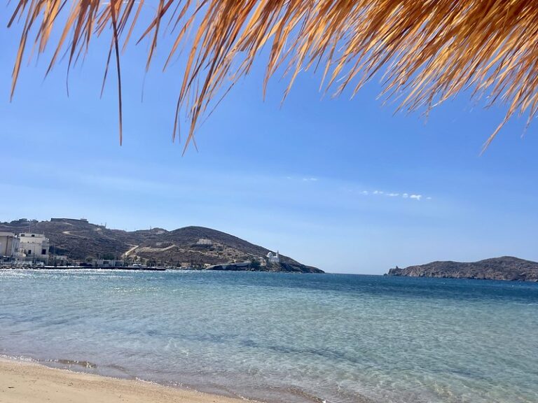 Henyélés Ios szigetén