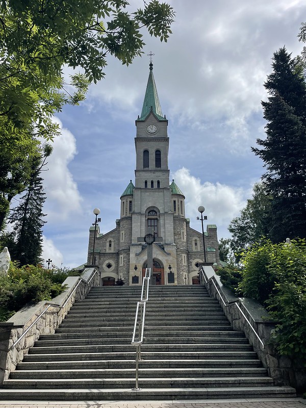 Zakopáne templom